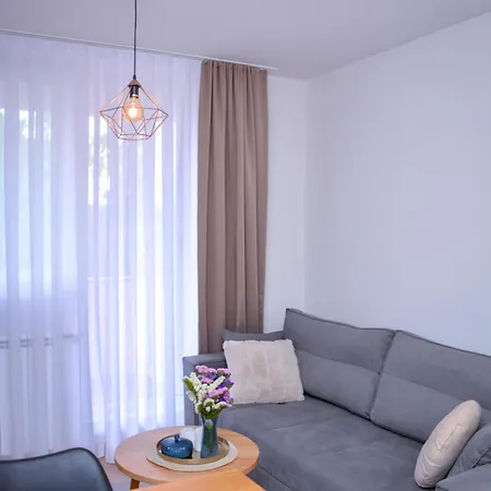 Apartment Mona