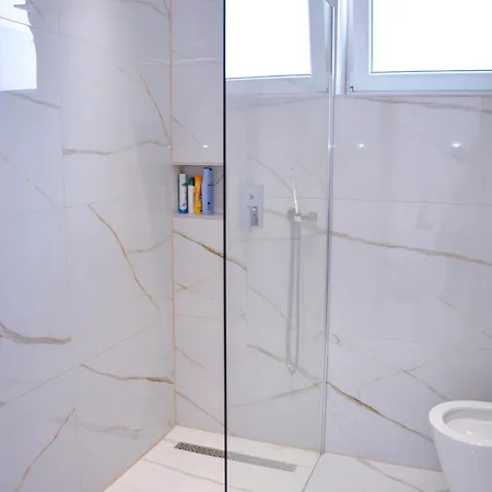 아파트 Mona Teslić