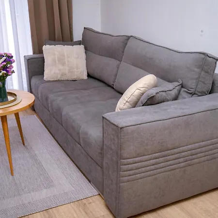 Mona Apartment *